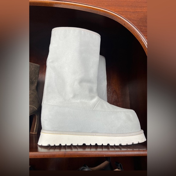 MM6 Titanium Grey Lug Tread Suede Round Toe Moon Snow Boot Size 40 - Picture 13 of 17